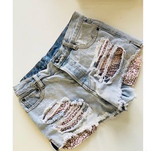 Somedays Lovin Denim Shorts - Size 26